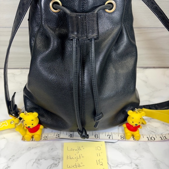Black leather bucket bag with gold hardware - Picture 8 of 8